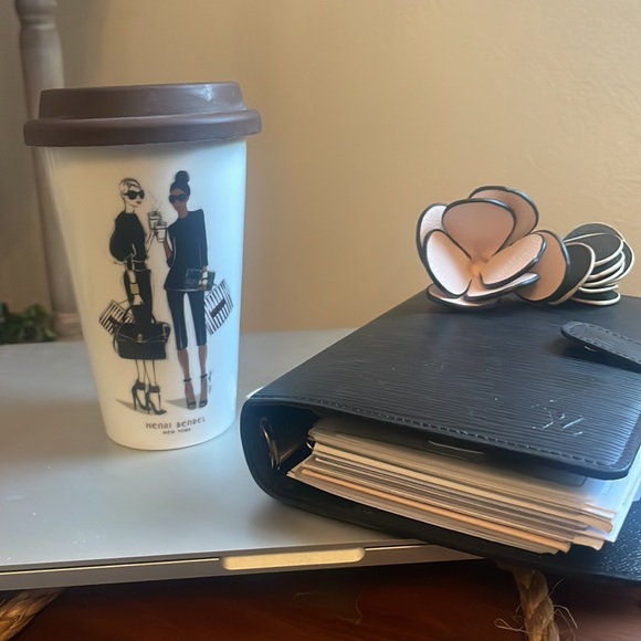 Henri Bendel Megan Hess New York Uptown ceramic tumbler